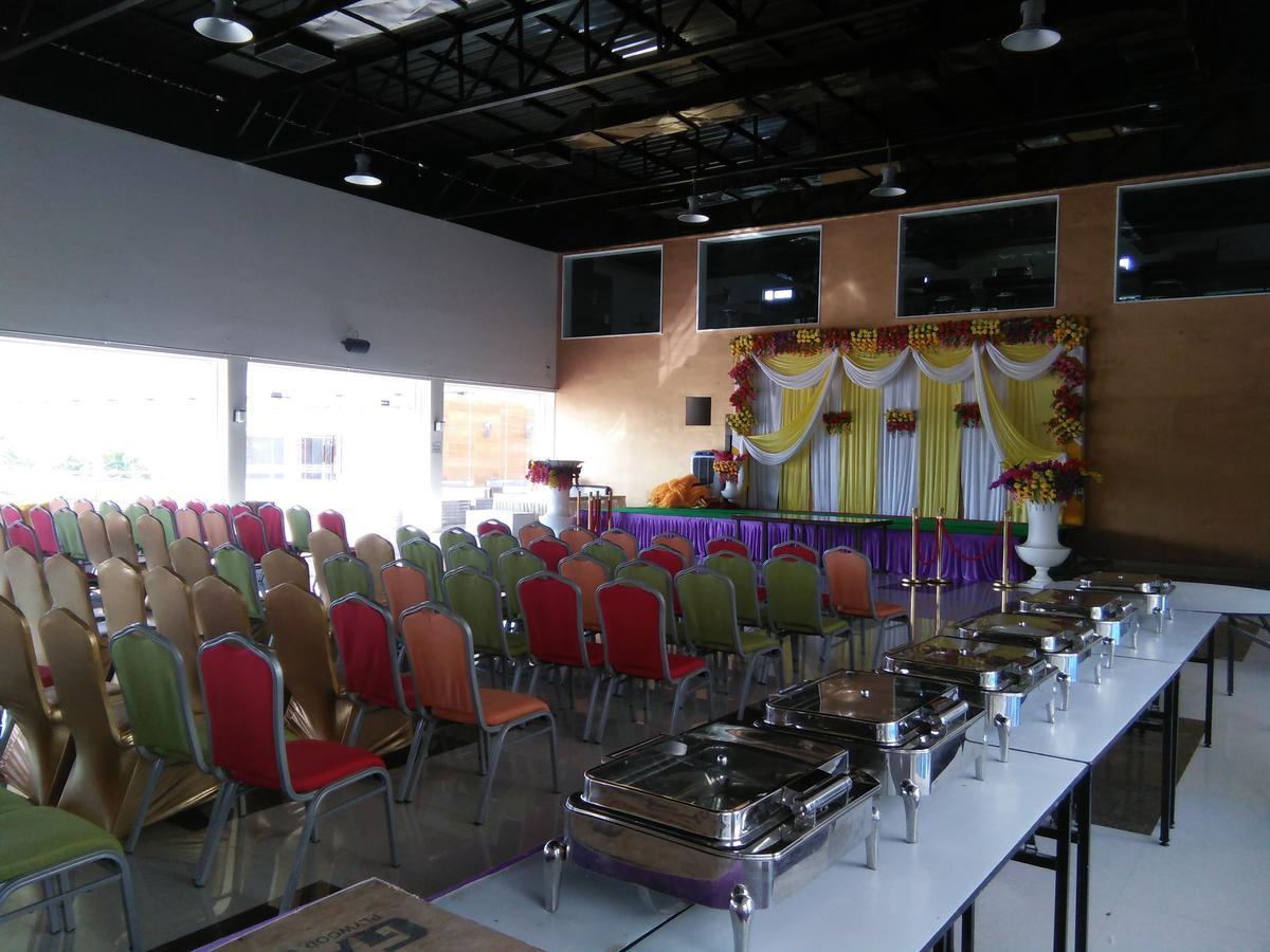 Silver Estate Resort Tikamgarh エクステリア 写真